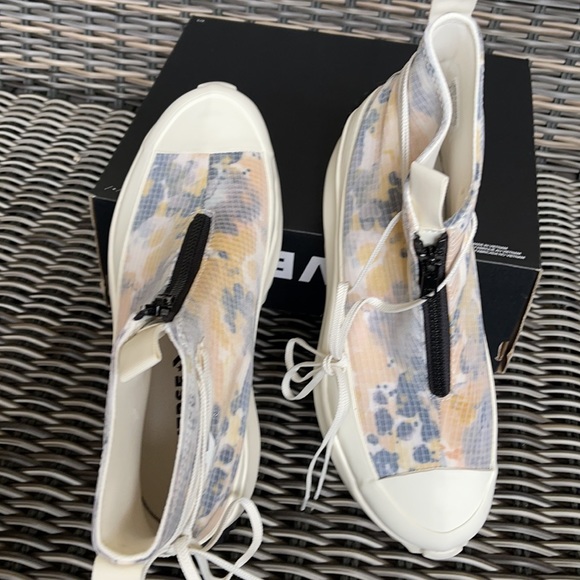 Converse Chuck Taylor All Star Run Star Hi Egret/White/Black Mens Washed Florals - Picture 13 of 16